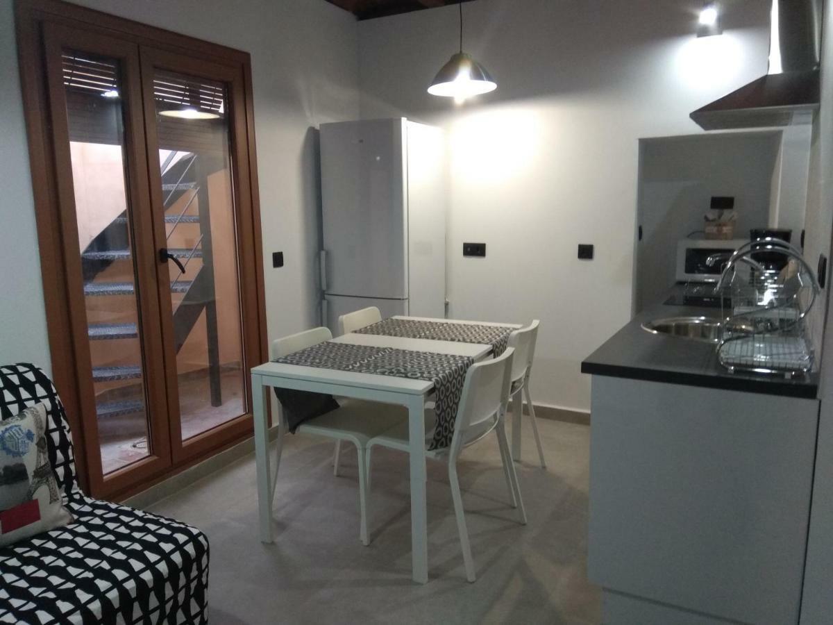Caleros 8 Apartamento - Apartamentos De La Parte Antigua De Caces Dış mekan fotoğraf